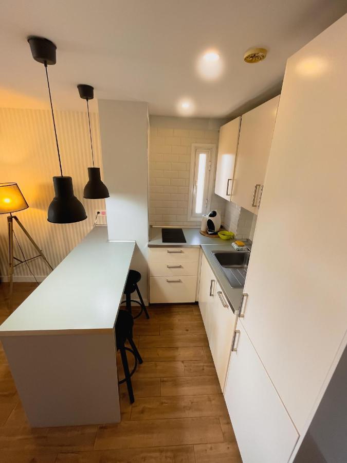 Harmony Apartments อาโรนา ภายนอก รูปภาพ